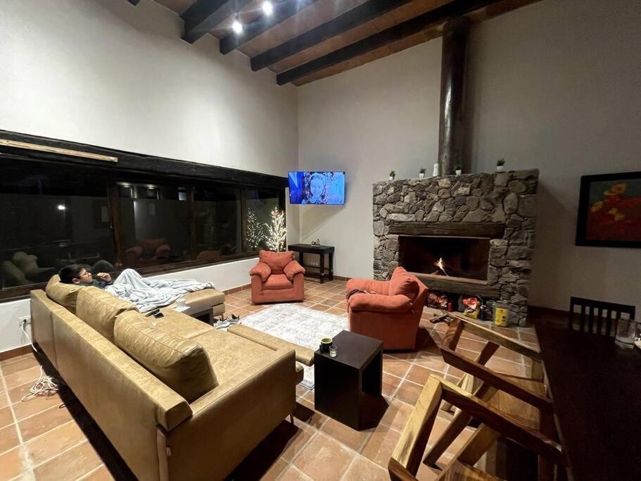 Casa Malaquita Villa Alcocer Екстериор снимка
